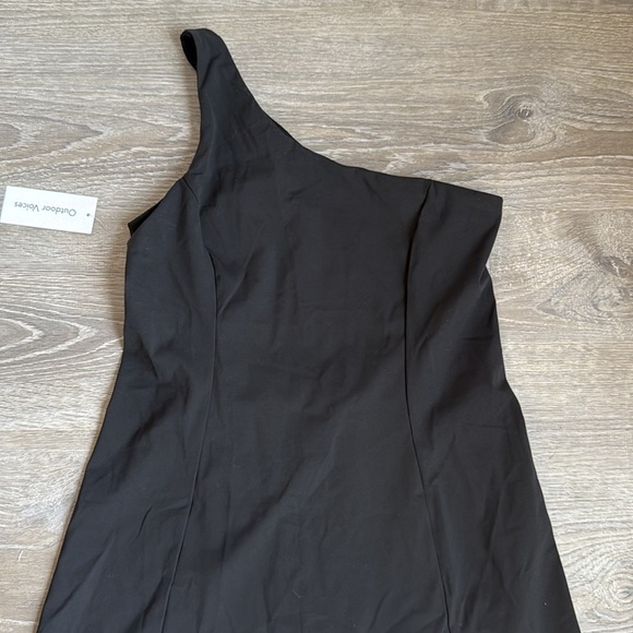 NEW Outdoor Voices One Shoulder  lined Medium - Picture 6 of 11